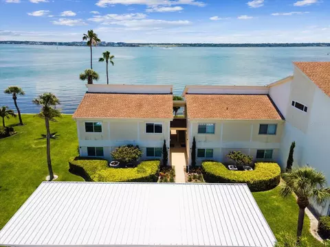1401 Gulf Blvd #211, Clearwater Beach, FL 33767