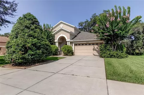 614 Limona Woods Dr, Brandon, FL 33510