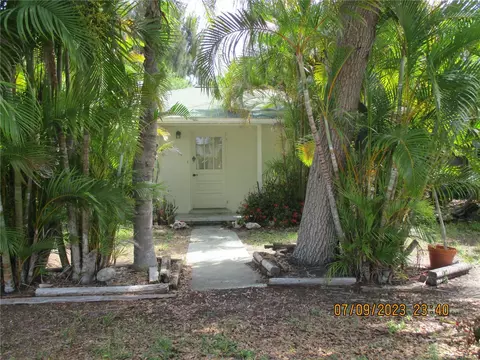344 12th Ave, Indian Rocks Beach, FL 33785