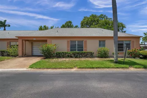 8426 Annwood Rd, Seminole, FL 33777