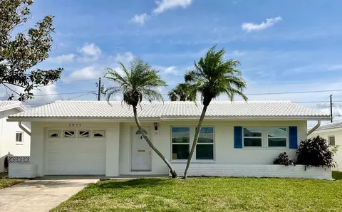 3915 Mainlands Blvd N #3, Pinellas Park, FL 33782