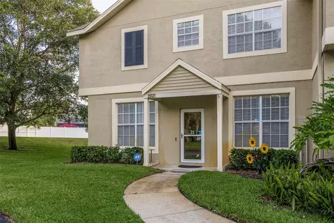 2821 Thaxton Dr #23, Palm Harbor, FL 34684