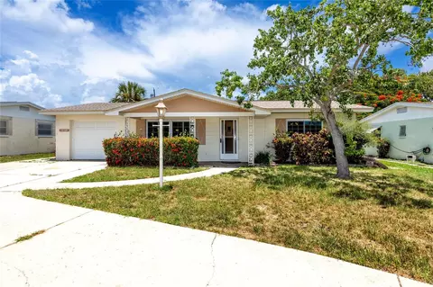 10923 86th Ave, Seminole, FL 33772