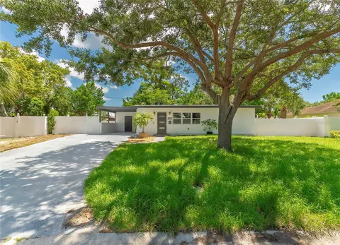 161 40th Ave SE, Saint Petersburg, FL 33705