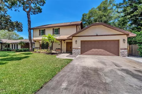 9236 Rustic Pines Blvd W, Seminole, FL 33776