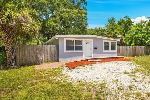 2625 12th St S, Saint Petersburg, FL 33705