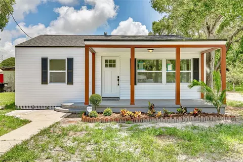 915 Nicholson St, Clearwater, FL 33755
