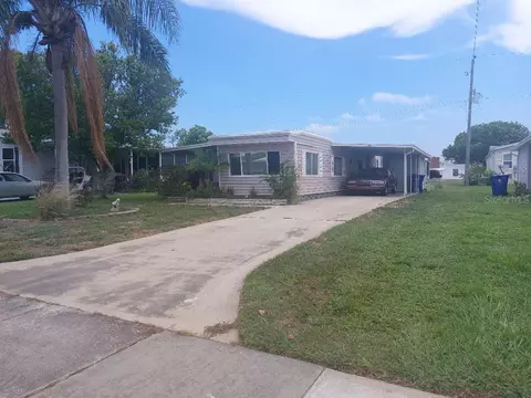 107 Independence Ave #43, Palm Harbor, FL 34684