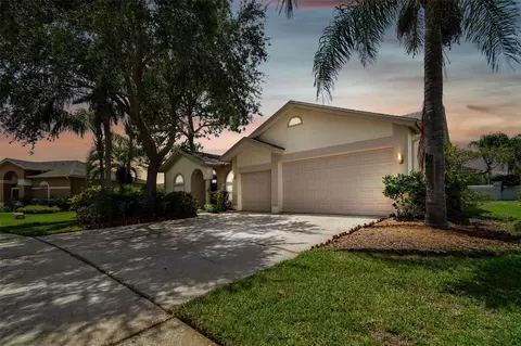 1864 Eagle Trace Blvd, Palm Harbor, FL 34685