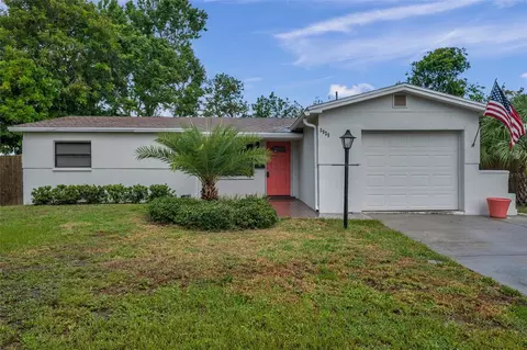 3925 Wahoo Dr SE, Saint Petersburg, FL 33705