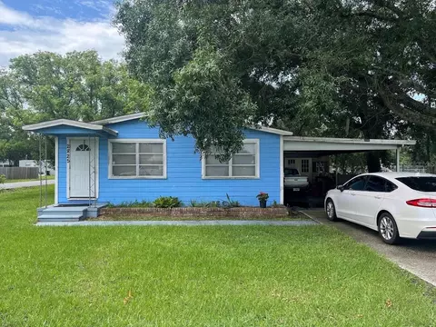 2825 Fletcher Ave, Eaton Park, FL 33840