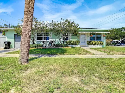 2201 81st St N, Saint Petersburg, FL 33710