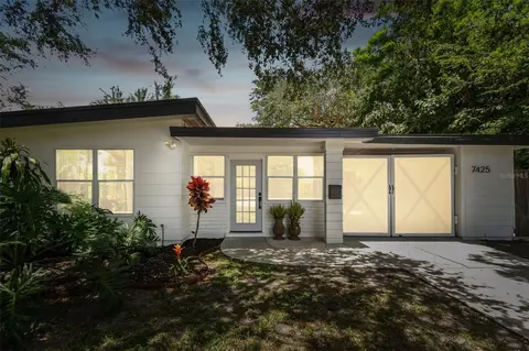 7425 10th Ave N, Saint Petersburg, FL 33710