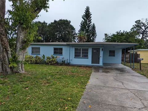 4111 Harrisburg St NE, Saint Petersburg, FL 33703