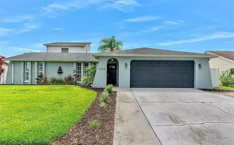 4324 Royal Oak Ln, New Port Richey, FL 34653