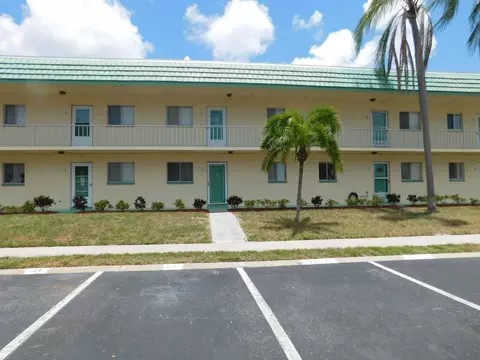 2001 Greenbriar Blvd #15, Clearwater, FL 33763