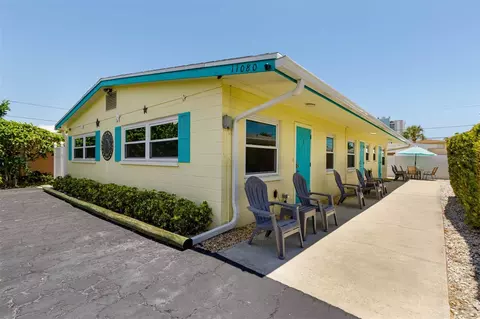 11080 2nd St E, Treasure Island, FL 33706