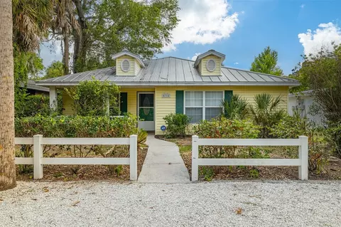 5715 Indiana Ave, New Port Richey, FL 34652