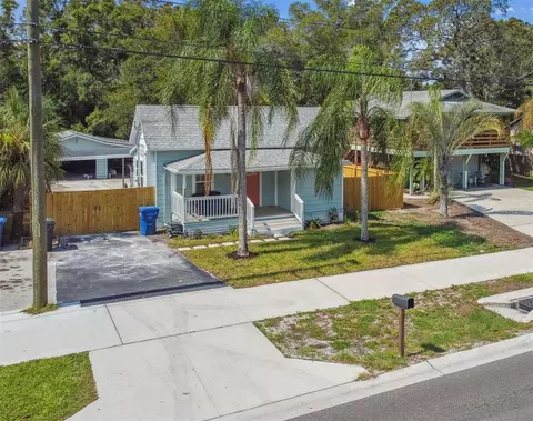 511 Rosery Rd NW, Largo, FL 33770
