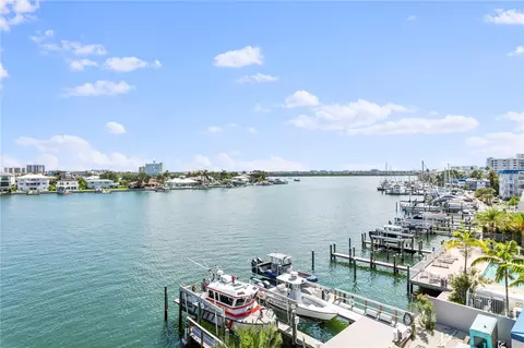 692 Bayway Blvd #405, Clearwater Beach, FL 33767