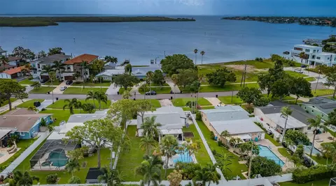 6310 Bayou Grande Blvd NE, Saint Petersburg, FL 33702