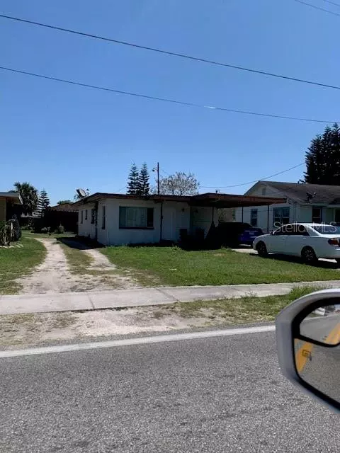 2104 26th St NW, Winter Haven, FL 33881