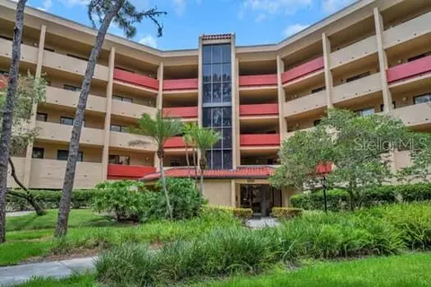 3076 Eastland Blvd #307, Clearwater, FL 33761