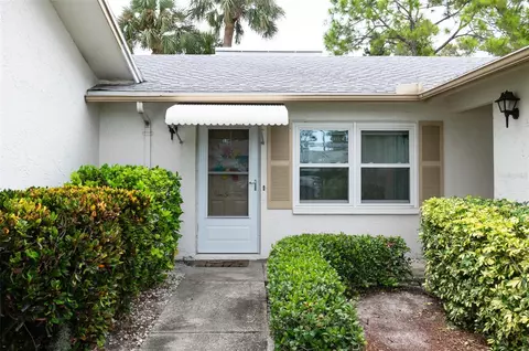 3340 38th St S #B, Saint Petersburg, FL 33711