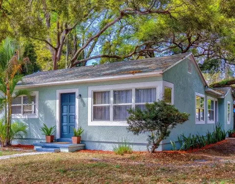 2601 Miriam St S, Gulfport, FL 33711