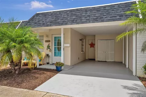 206 Sky Loch Dr E, Dunedin, FL 34698