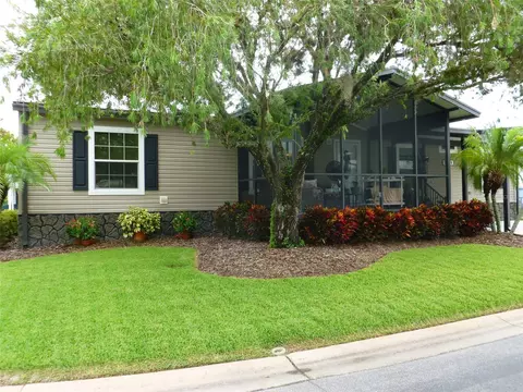 3006 Whispering Ln, Wesley Chapel, FL 33543