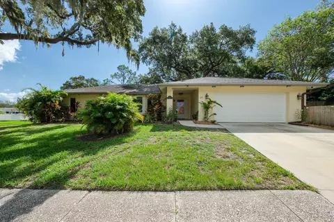 65 Harbor Oaks Cir, Safety Harbor, FL 34695