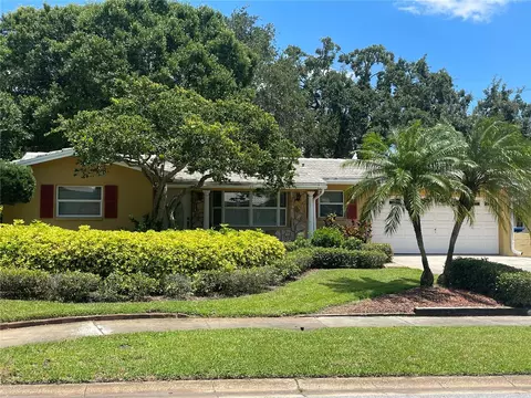 11970 68th Ave, Seminole, FL 33772