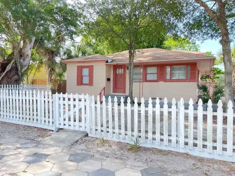 4162 3rd Ave S, Saint Petersburg, FL 33711