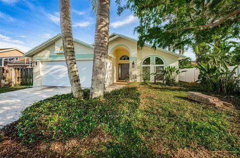 1305 Woodcrest Ave, Safety Harbor, FL 34695