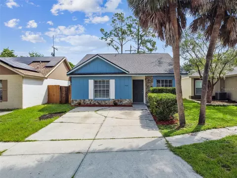 4618 S Country Hills Ct, Plant City, FL 33566