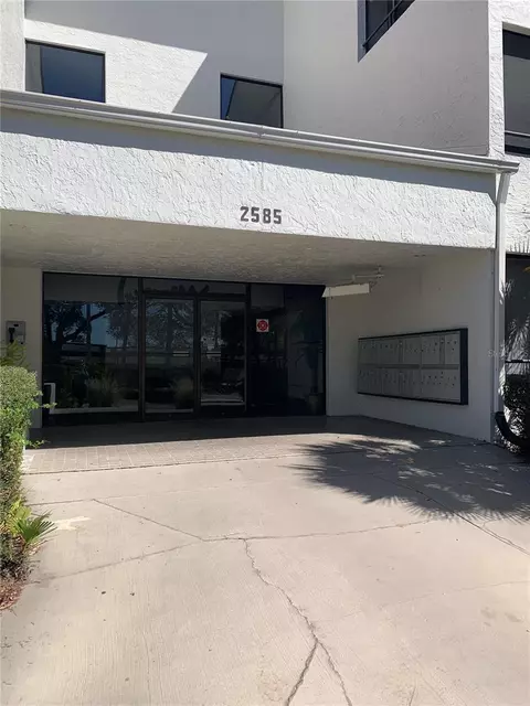 2585 Countryside Blvd #4-313, Clearwater, FL 33761