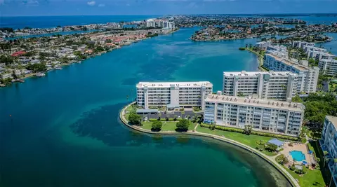 7922 Sailboat Key Blvd S #106, South Pasadena, FL 33707