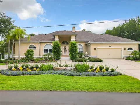 975 SE 1st Ct, Crystal River, FL 34429