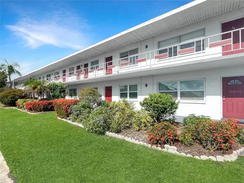 5850 18th St N #28, Saint Petersburg, FL 33714