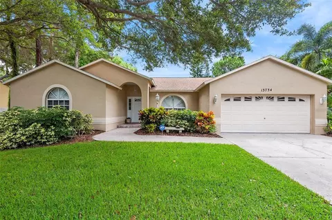 13734 76th Ave, Seminole, FL 33776