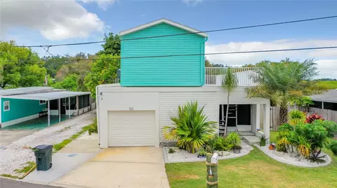 515 Riverview Ln, Tarpon Springs, FL 34689