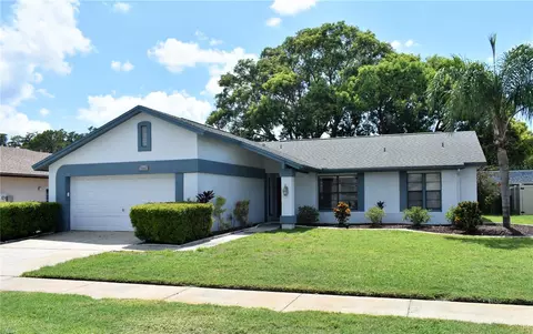 3701 Sarazen Dr, New Port Richey, FL 34655