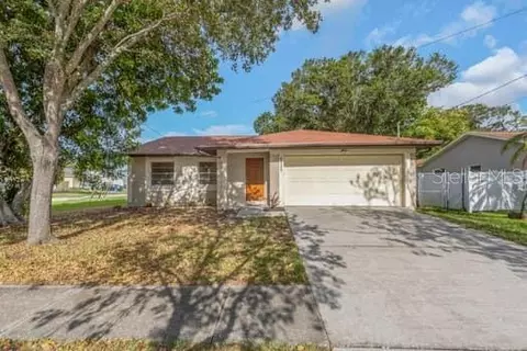6820 43rd St N, Pinellas Park, FL 33781