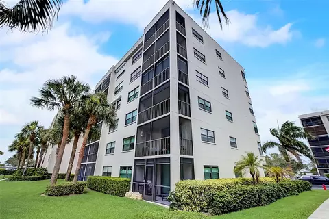 1328 Pasadena Ave S #201, South Pasadena, FL 33707