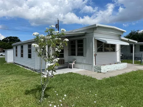 1929 Dixie Ln, Holiday, FL 34690
