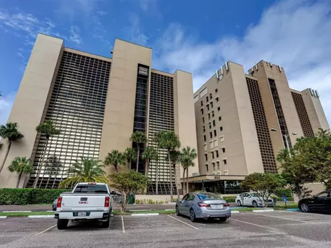 900 Gulf Blvd #305, Indian Rocks Beach, FL 33785