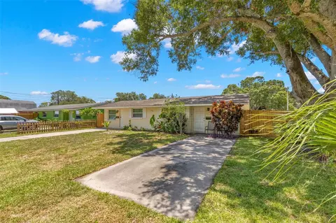 10598 67th Ave, Seminole, FL 33772