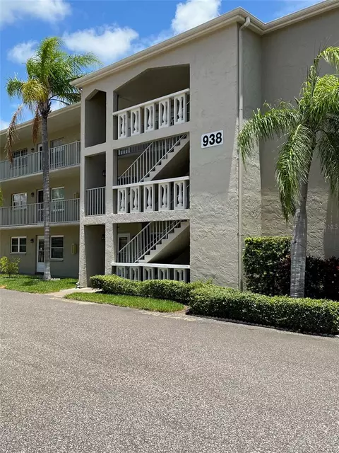 938 Virginia St #106, Dunedin, FL 34698