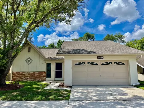 10824 Livingston Dr, New Port Richey, FL 34654